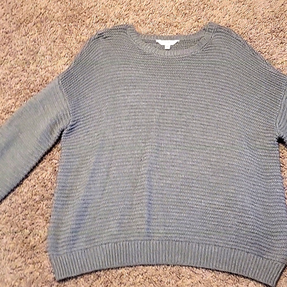 Oversized gray sweater